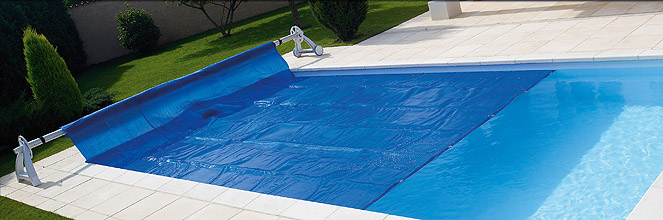 Zakrytí bazénu letní plachtou